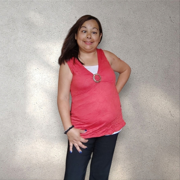 Elegant Coral Sleeveless Tank Top - Picture 1 of 8